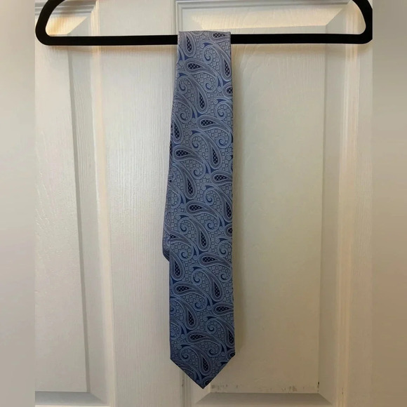 ERMENEGILDO ZEGNA MEN'S TIE BLUE 100% SILK MADE IN ITALY - Picture 1 of 3